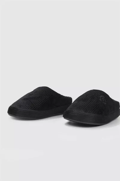 النعال الناعمة للرجال السود المحليين مع الأضلاع