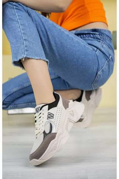 Chaussures de sport à semelle haute pour femmes