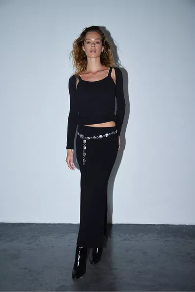 Gonna midi in maglia nera da donna con spacco