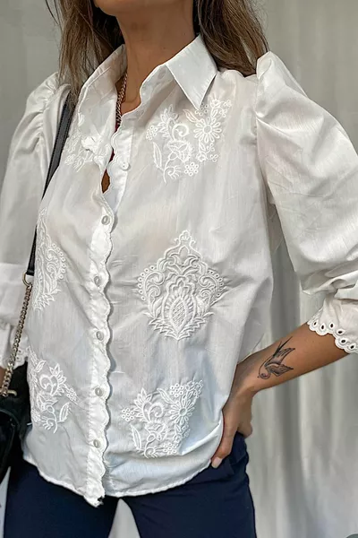المرأة الأميرة البيضاء الأكمام قميص رقيقة مطرزة