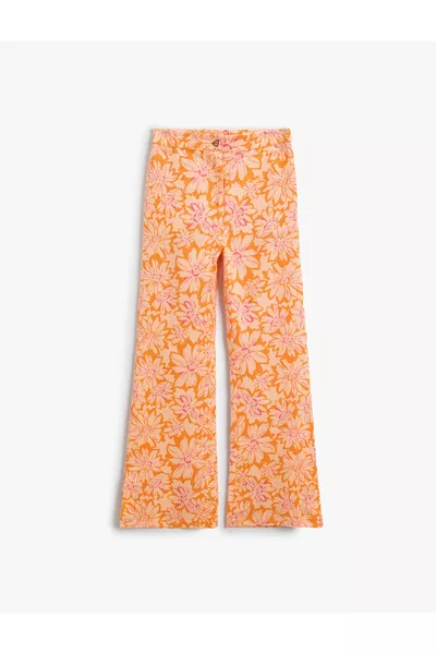 بنطال كتان إسباني الأرجل مزخرف بالزهور