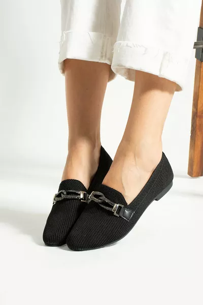 Damen Strickballerinas mit flacher Spitze und Steinverzierung