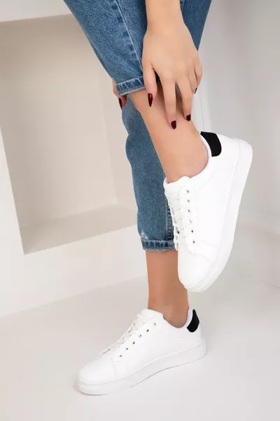 Beyaz-Siyah Kadın Sneaker 
