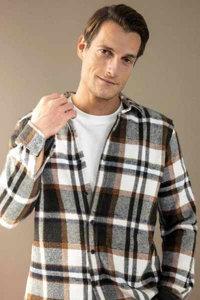 قميص رجالي بكم طويل ومربعات، مقاس عادي AU