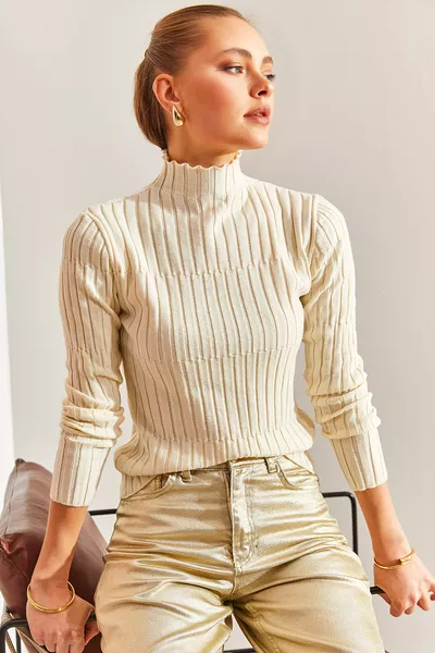 Dames trui met vishoek en gedeelde stukken