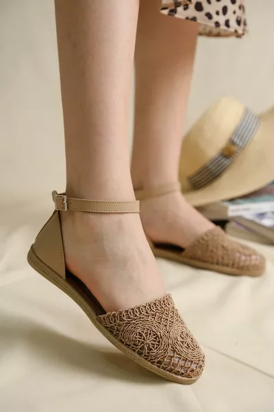 Sandali da donna con motivo in pizzo Flr