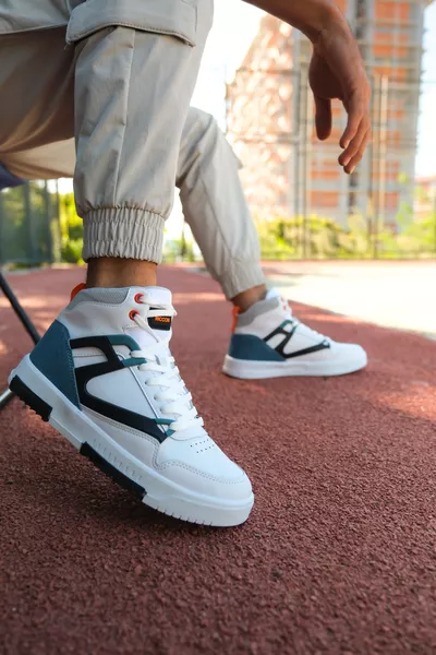 حذاء رجالي مريح نوع سنيكر بوت  أبيض نفطي