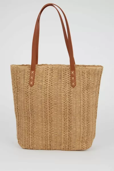 حقيبة نسائية كبيرة منسوجة بشكل متقاطع azns