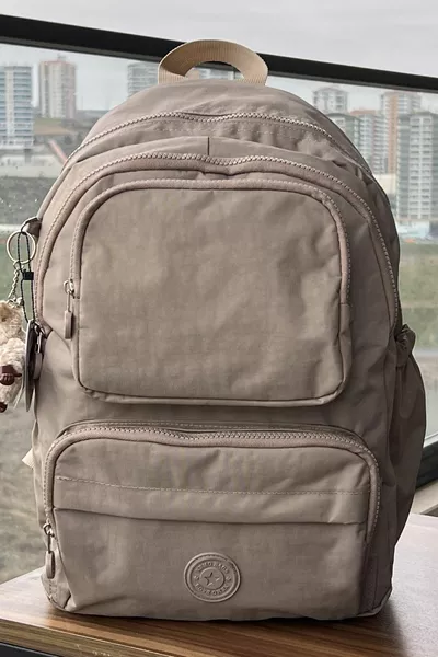 Zaino Unisex Colore Caffè Latte Taglia Media in Tessuto Klinker Impermeabile per Viaggio e Laptop