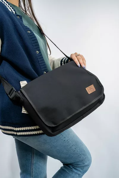 Unisex Siyah Kaliteli 2 Bölme Büyük Boy Postacı Çantası