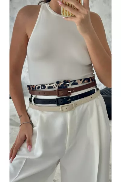 طقم نسائي أساسي بمشبك مربع 4 قطع: حزام فستان و جاكيت و سروال