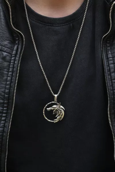 The Witcher Erkek Kararmaz Çelik Titanyum Kolye