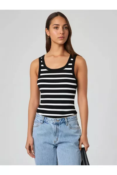 Новелле широкие бретели вельветовый топ