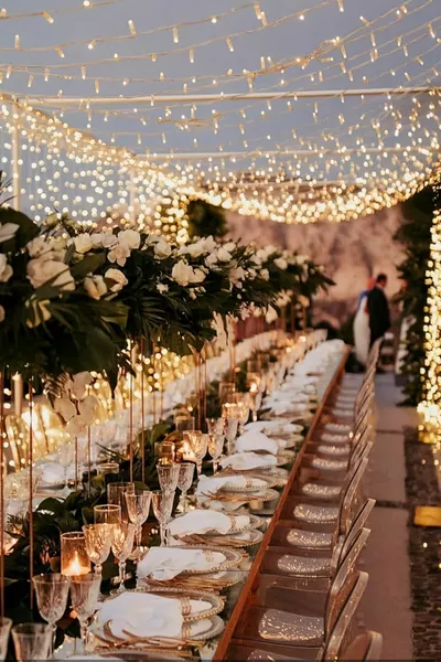 Небольшая лампа в форме  метра,  светодиодов, шторные светодиоды на батарейках с дистанционным управлением - декоративные, с 8 режимами