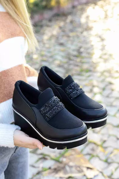 ميريا كعب عريض-أسود-جلد