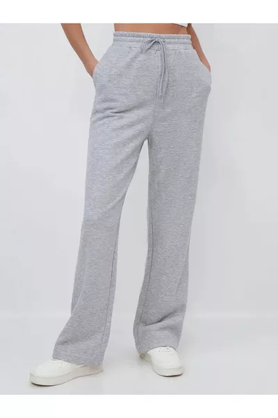 بنطال رياضي نسائي رمادي فضفاض واسع مريح بفصوص جانبية وجيوب جانبية