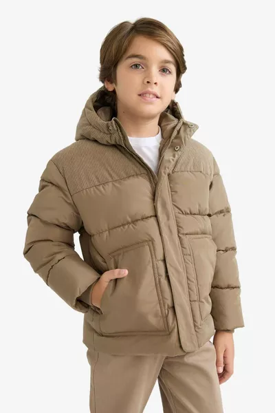 Boys' Water-Repellent Ribbed Sleeve Hooded Puffer Jacket WN