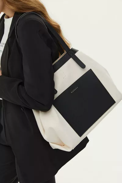 حقيبة كنسياس المدينة سوداء