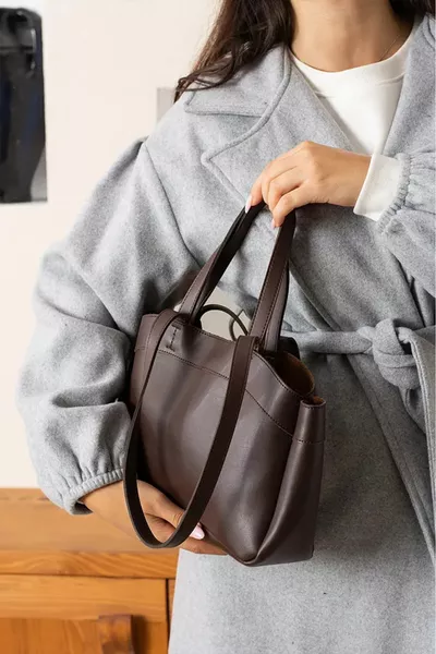 Women's Hand, Arm, and Shoulder Bag with Magnet Snap Wallet Detail Brown University