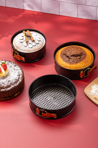 مجموعة قوالب كيك دائرية 3 قطع بمقاسات  سم مع مشابك