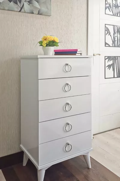 خزانة من 5 أدراج فضية