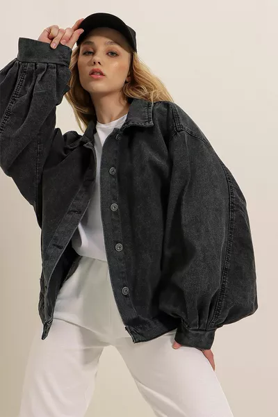 Women's Black Double Pocket Balloon Sleeve Denim Jacket 