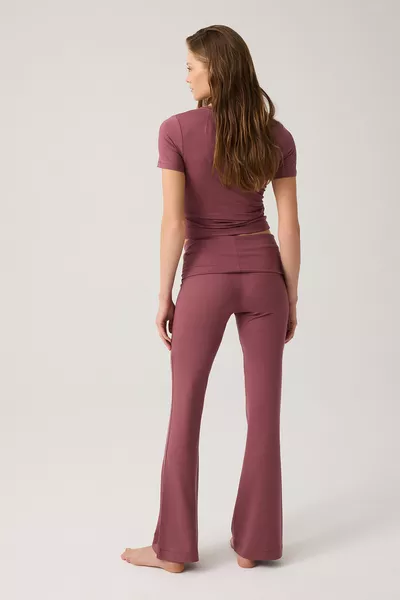 بنطال جيرسي بورغندي بفتلة إسبانية واسع