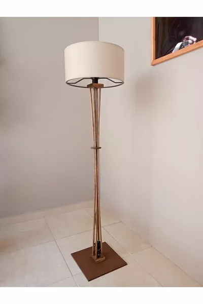 Дървен подов лампион, орех-крем, бохо, ъглов лампион