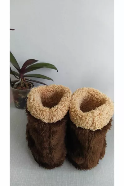 Kahverengi Peluş Ev Botu Ev Ayakkabısı Panduf