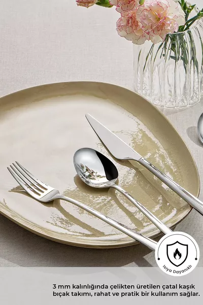 Комплект дървени прибори за хранене с вилица, лъжица и нож в кутия