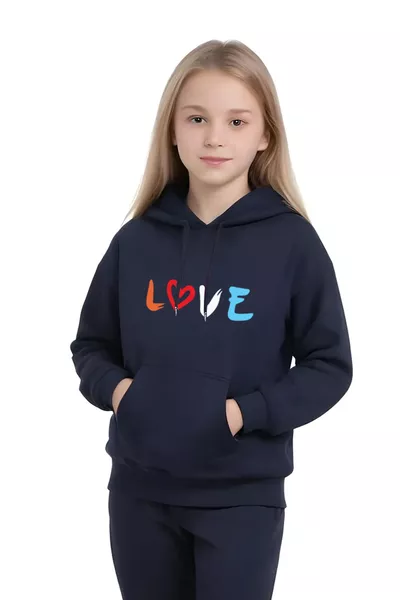 Детски спортен комплект за момиче с надпис LOVE