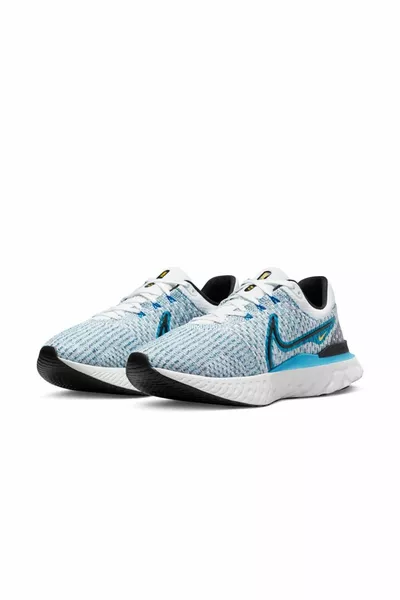 رياكت – حذاء الجري إنفينيتي راني فلاي كنيت 3 للرجال 