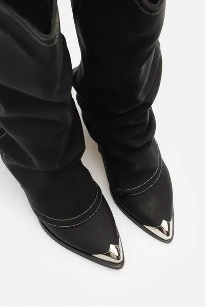 Velva Nero Pelle Opaca Punta Ferro Dettaglio Soffietto Tacchi Donna Stivali Western