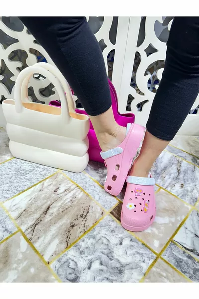 Женщины - Море - Пляж - Врач - Медсестра - Поварские тапочки