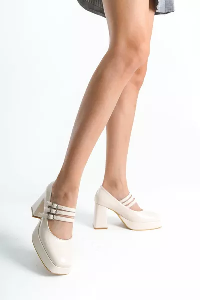 Damen Cremefarbene matte Lackleder Damen Plateau Heels (9cm)