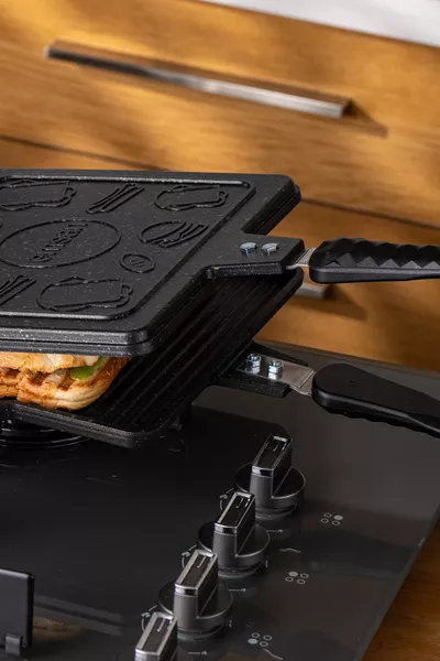 Ново Тост Грил