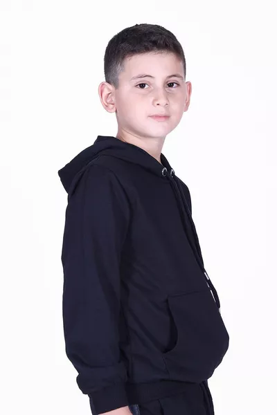 Суитшърт с качулка и джоб тип кенгуру