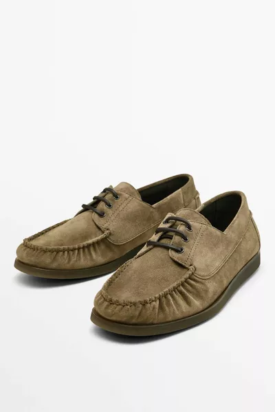 حذاء قارب من جلد الغزال السميك الناعم