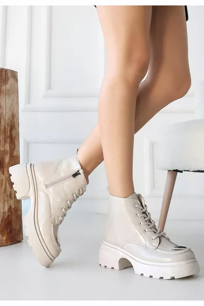 Ботинки на шнуровке Frewe Beige из лакированной кожи