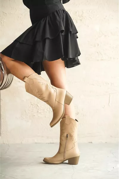 Дамски каубойски ботуши Costa - голи