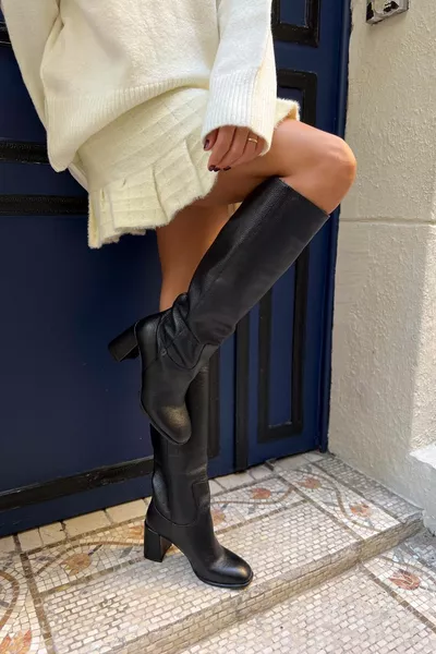 Оригинални кожени дамски ботуши Katy Black Chunky Heels