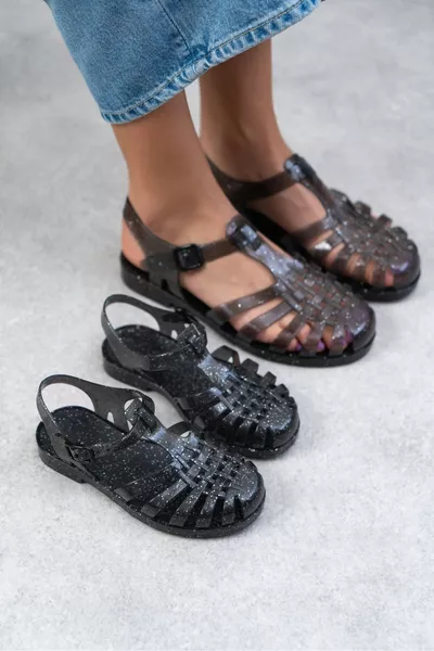 أندرلاين جونيور أسود شفاف لامع حزام غير لامع تفاصيل صنادل أطفال