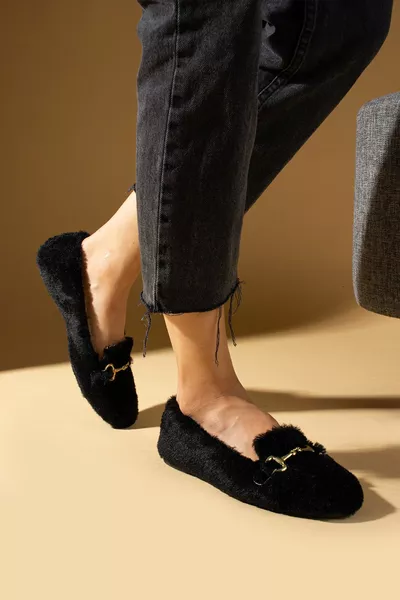 الموسم الجديد المرأة الأسود مشبك الضأن ريشة أنيقة عارضة الباليه أحذية مسطحة