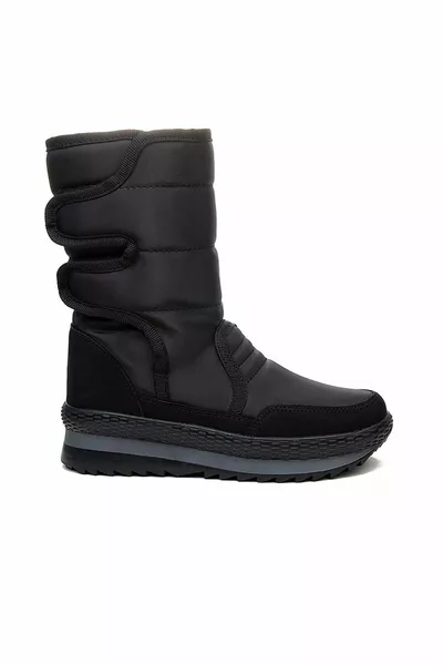 أحذية الثلج سوداء مقاومة للبرد مع فرو بالداخل