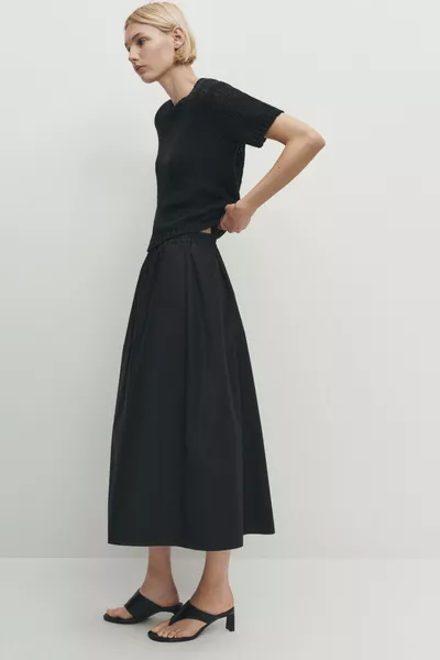 Elasticated poplin skirt at the waist