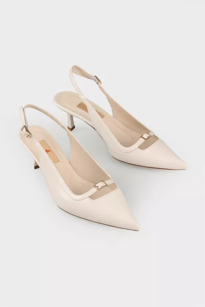 Бежевые женские каблуки