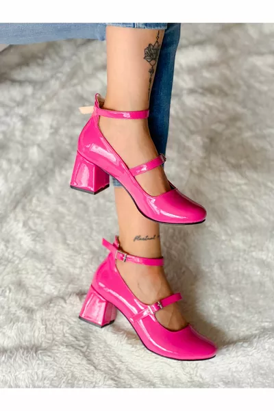 DASHAH FUJSIA LAKLEREN DAMESSCHOENEN MET HAK EN BANDJES