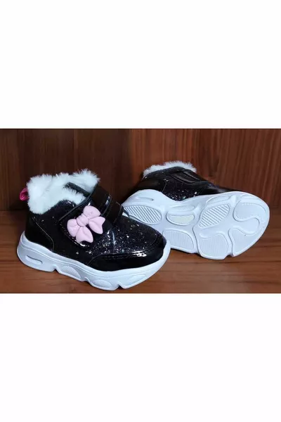 أحذية الأطفال الصوفية للفتيات