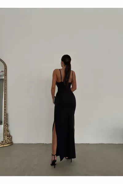 Длинное вечернее платье с каменным дизайном