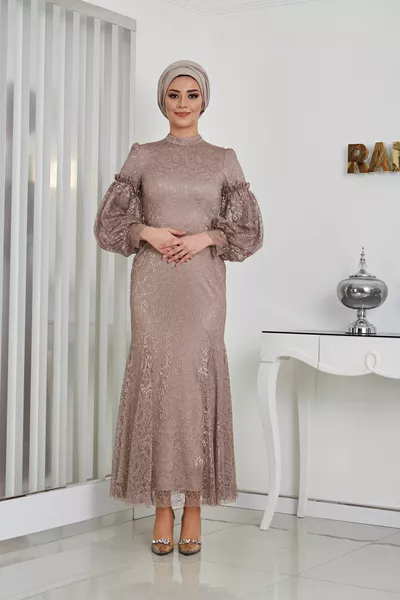 سبتمبر مساء اللباس القهوة مع الحليب